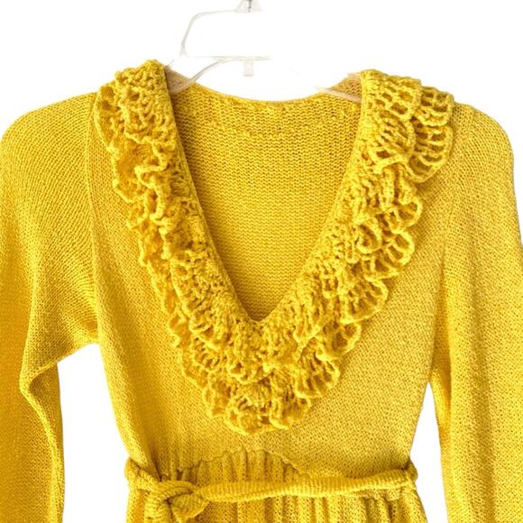 Saks Fifth Avenue Vintage Yellow Knit Crochet Disco 70s Maxi Dress Belted Small - Picture 2 of 8